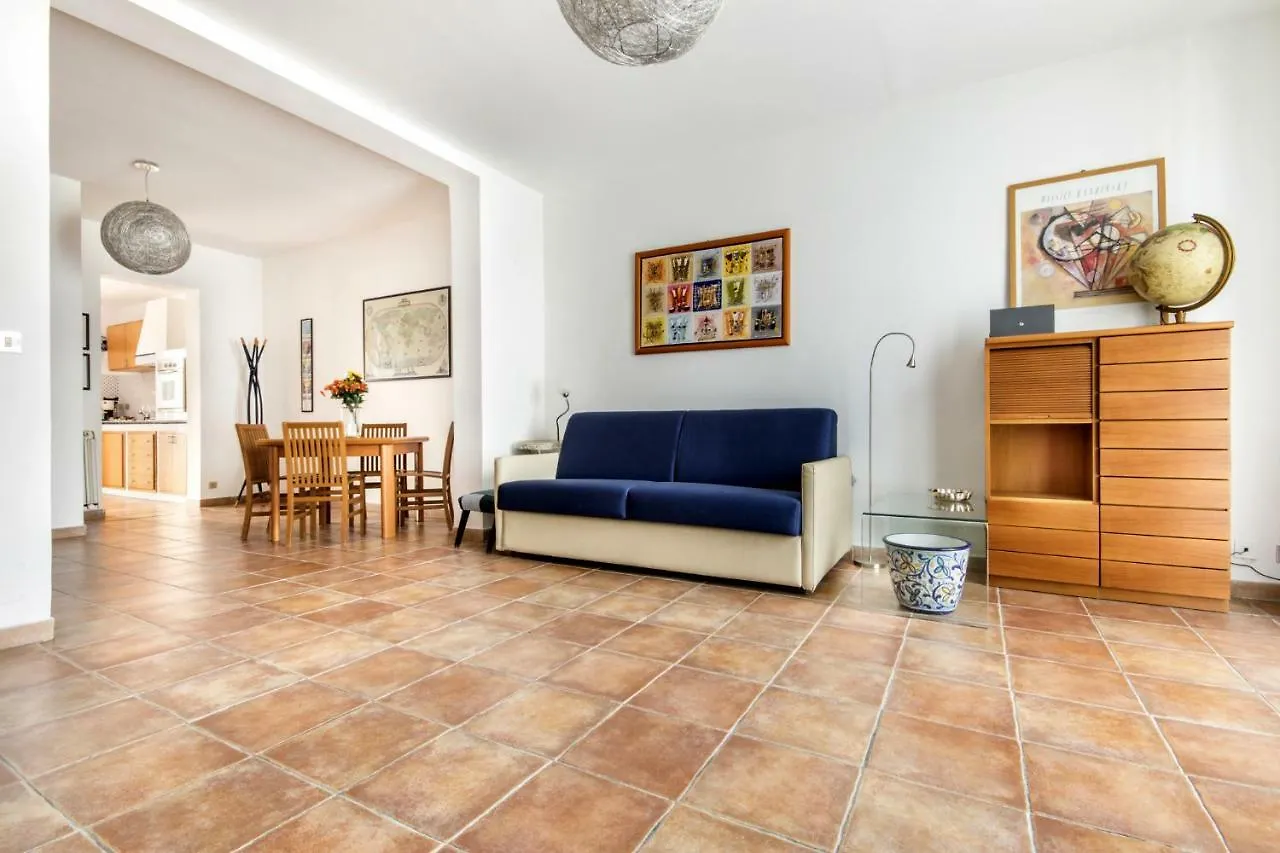 Area 52 Storia Ed Eleganza Vicino Ai Teatri Appartement Palermo Italië